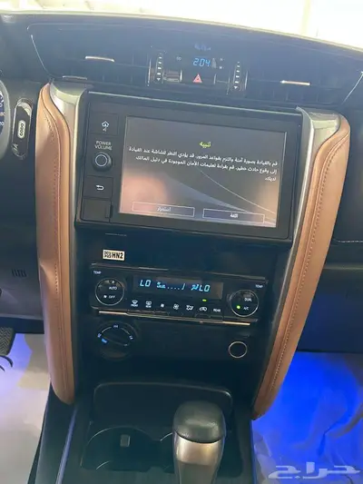 تويوتا فروتشنر 2023 VX - سلندر 6 14
