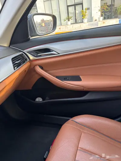BMW 5 Series 2020 4