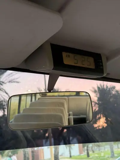 باص كوستر ديزل 30 راكب 37