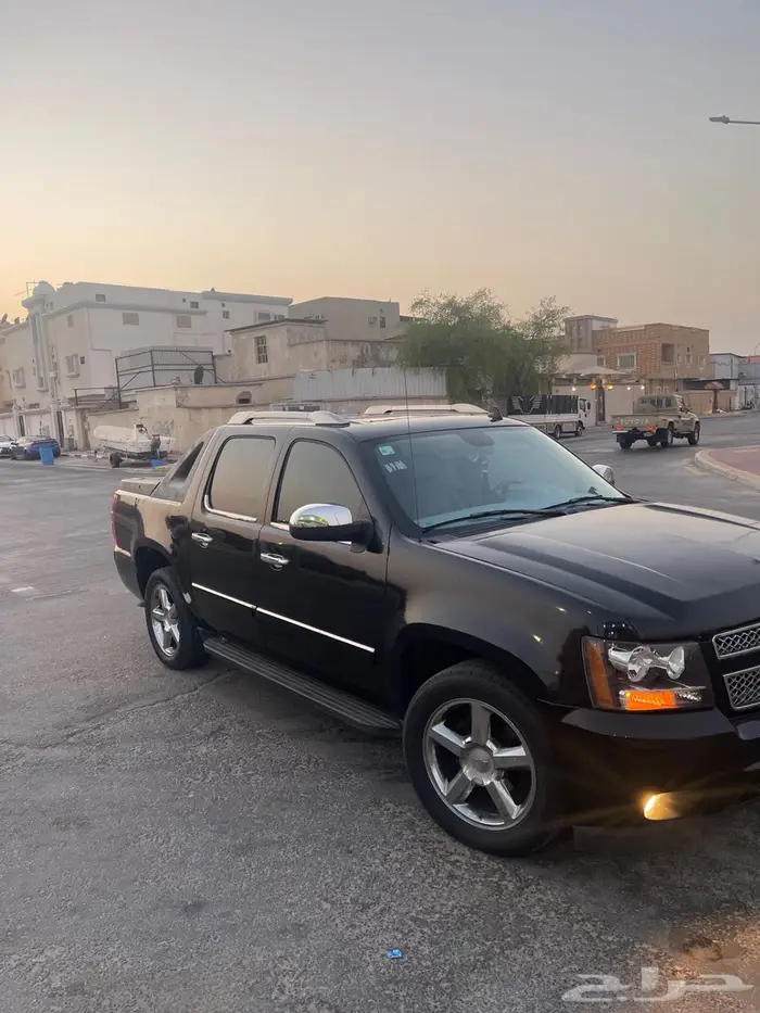 للبيع او بدل افلانش 2008 LTZ 1