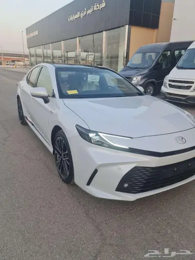 تويوتا كامري LEهايبرد موديل 2025 9