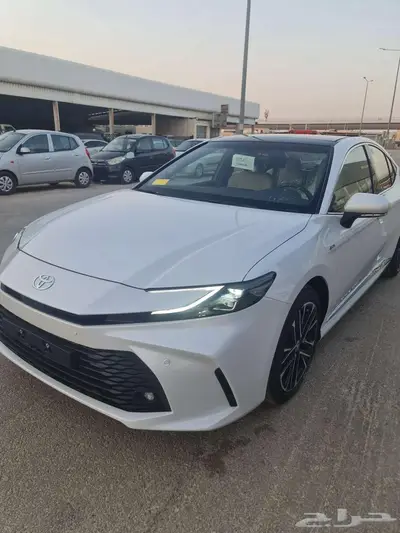 تويوتا كامري LEهايبرد موديل 2025 7