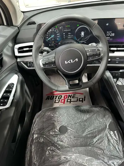 كيا سبورتاج استاندر ونص فل موديل 25 كاش وتقسيط 5