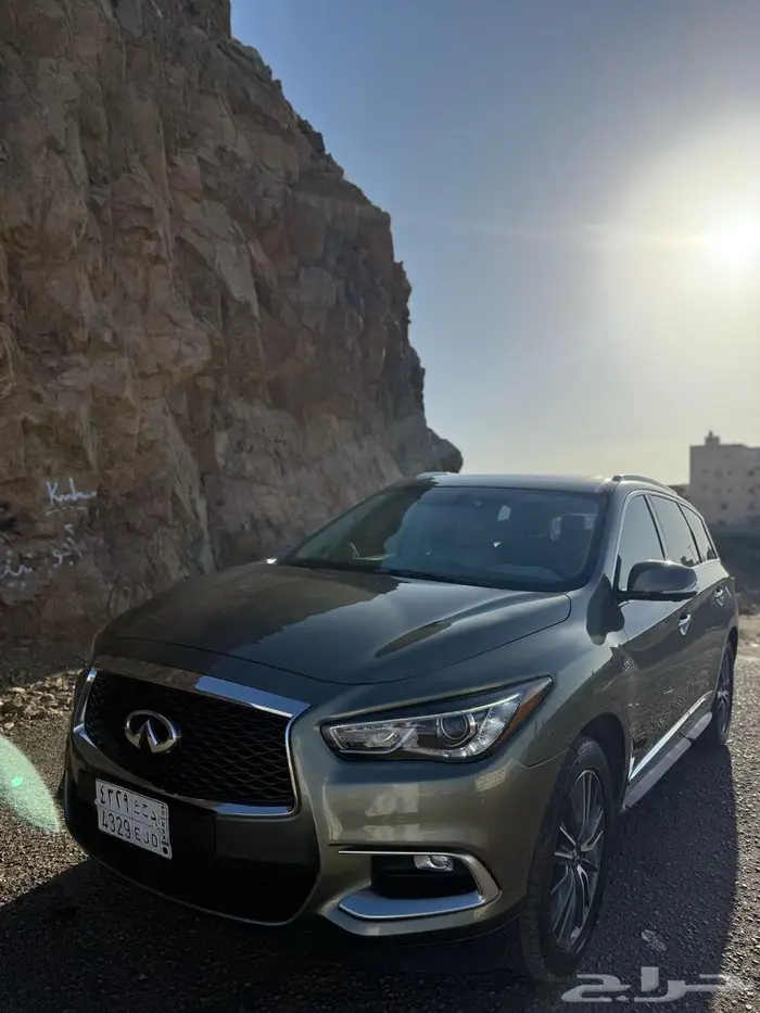 انفيتني QX60 فل كامل 2016 اللون زيتي 10