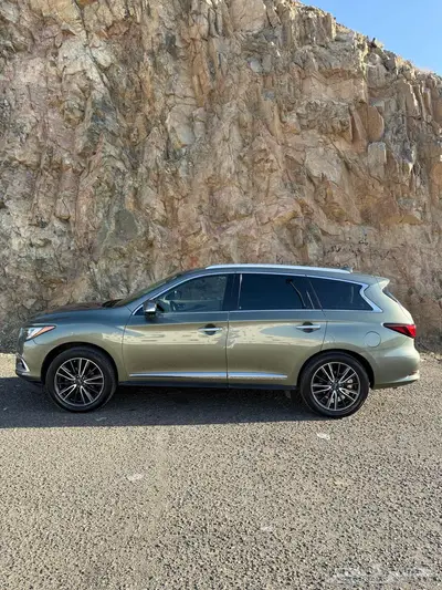 انفيتني QX60 فل كامل 2016 اللون زيتي 31