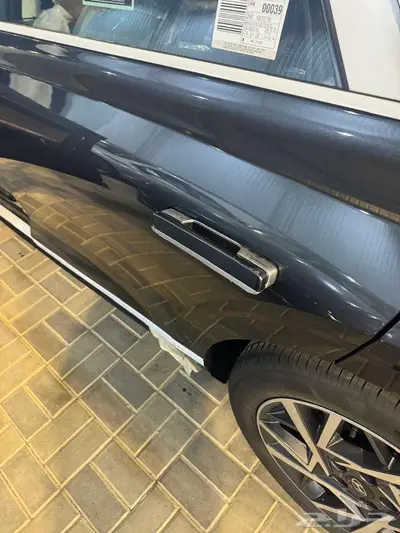هيونداي ازيرا كلاسيك 2025 رمادي لامع داخلي جملي كاش واقساط 4