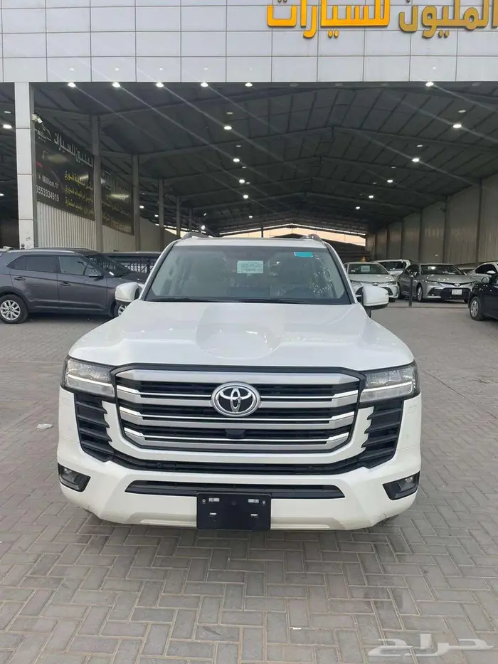 تويوتا لاندكرزور جي اكس ار L-2 سعودي 2025 8