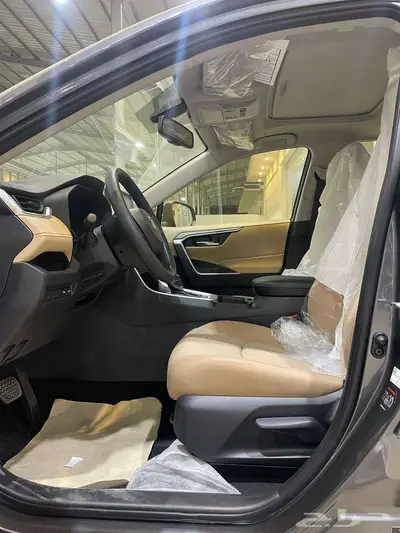 راف فور XLE 2025 6