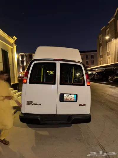 Gmc savana جي ام سي سافانا 2012 مع رافعة 7