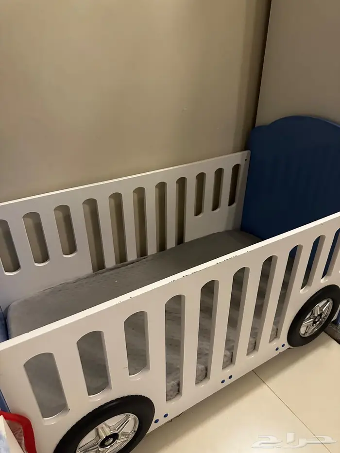 سرير اطفال 0