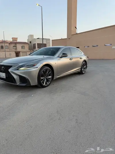 لكزس LS 500 F اف سبورت تون توربو 2020 1