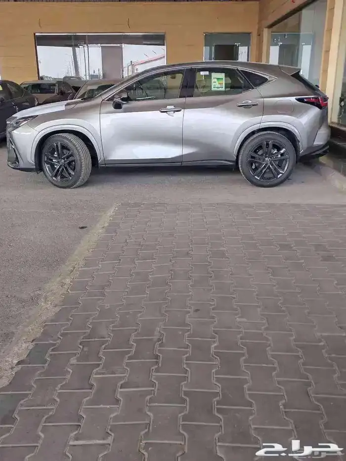 لكزس NX350 فئة AA خليجي 2025 بقسط 2544 لدى الحسن 1