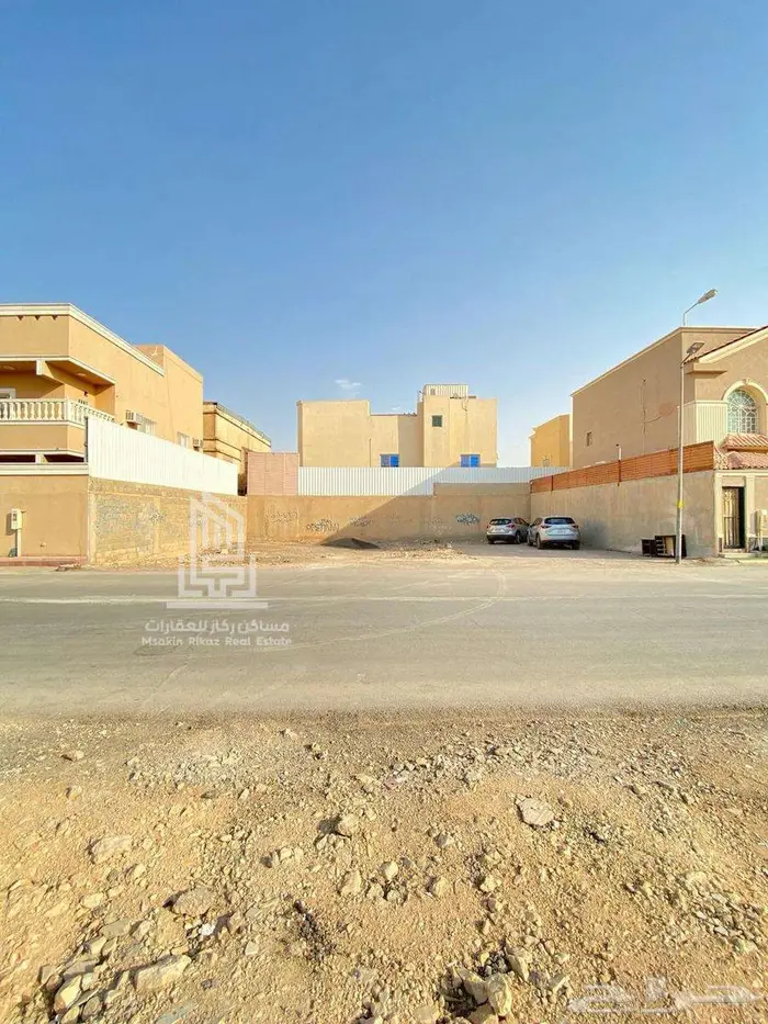 أرض سكنية للبيع في موقع مميز بحي الربوة 0