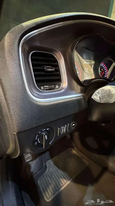 دودج تشارجر 2019 10