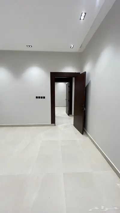 تاون هاوس (سماء عكاظ ) 7