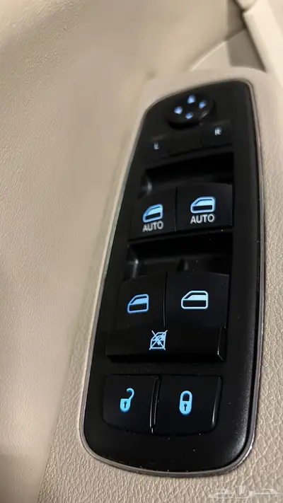 كرايسلر C300 15