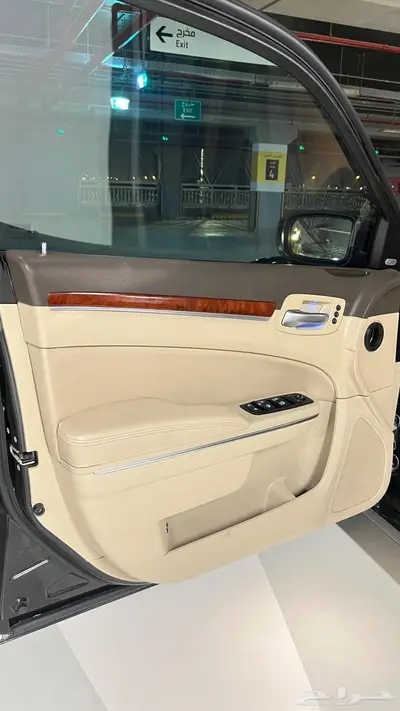 كرايسلر C300 13