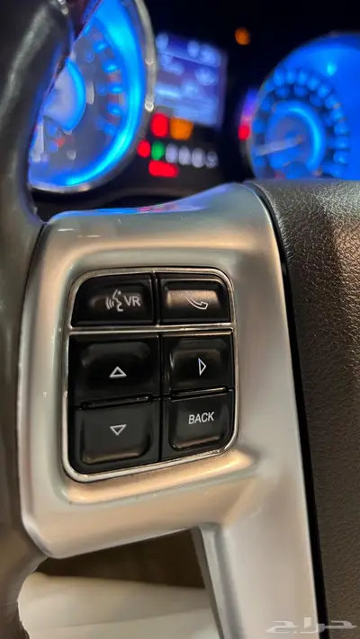 كرايسلر C300 23
