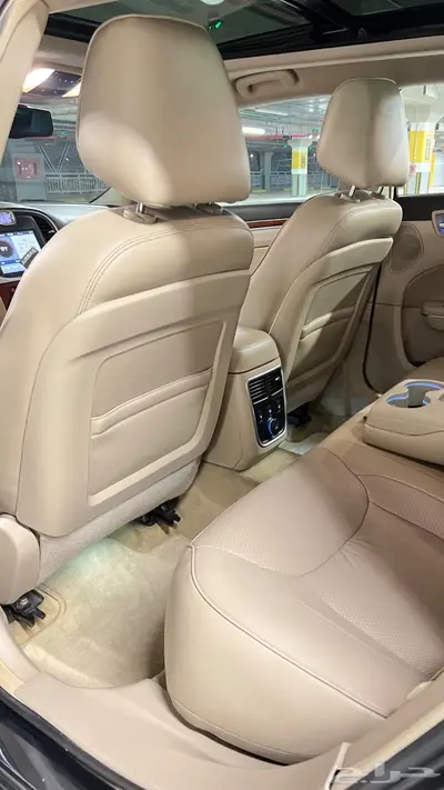 كرايسلر C300 30