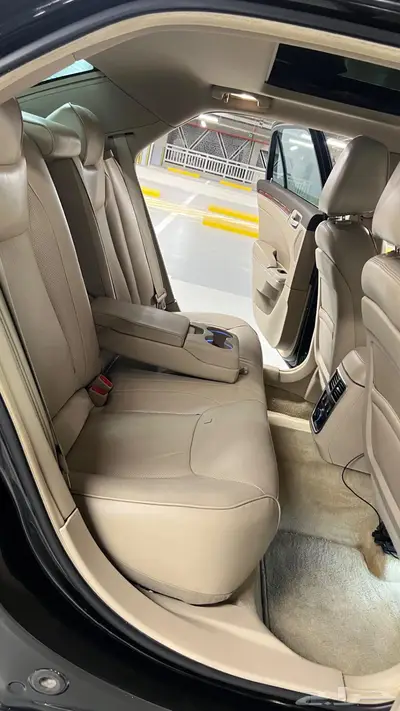 كرايسلر C300 31