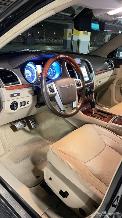 كرايسلر C300 16