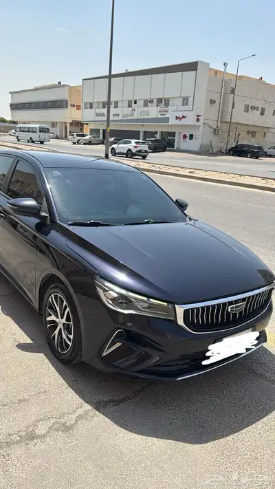 جيلي امجراند اسود على كحلي 2023 2