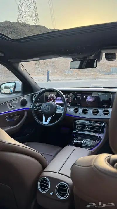 ميرسيدس E300 9