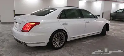 جينسيس G90 2017 رويال V6 نظيفة وكالة 8