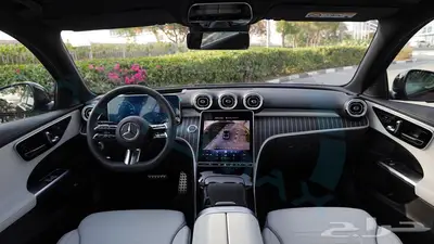 مرسيدس بنز C200 PREMIUM 2025 خليجي اصفار مع ضمان الوكيل 9