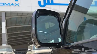 لاند روفر ديفندر 110 خليجي اصفار مع ضمان الوكيل 24