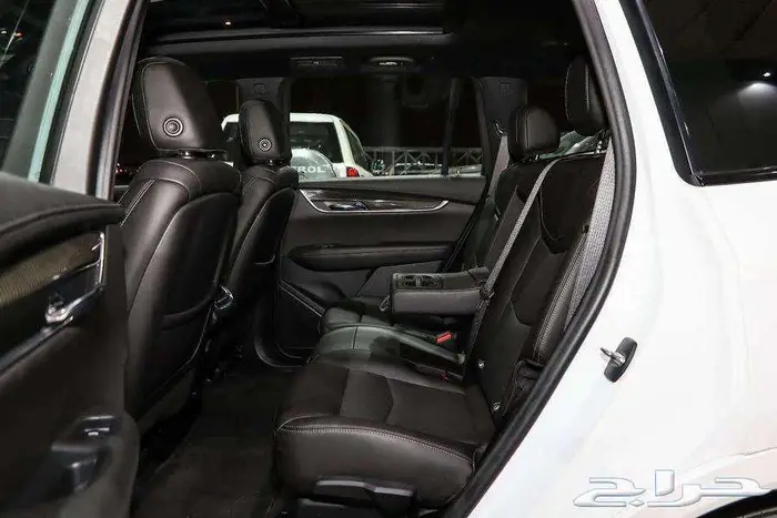 كاديلاك XT6 موديل 2021 10