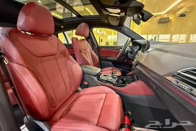 BMW X4 2025 اسود خليجي تحت الضمان 5