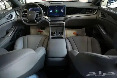 بي واي دي سيل 07 Design 2025 تقنية وترفيه متكامل 11