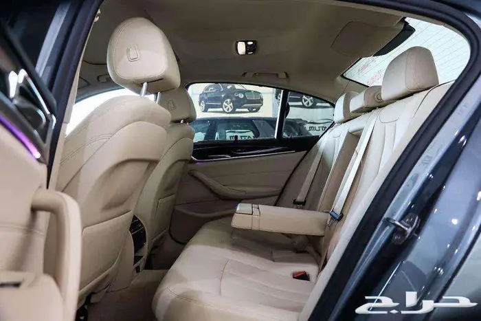 بي ام دبليو موديل BMW520i 2019 11