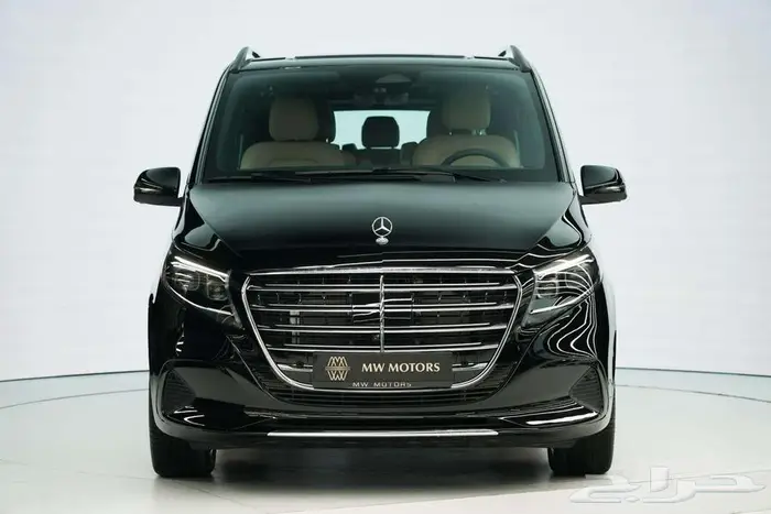 مرسيدس V 300 حصري موديل 2025 أصفار خليجي أسود بيج 1
