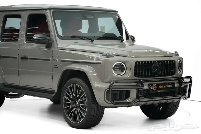 مرسيدس G 63 موديل 2025 أصفار خليجي رمادي كلاسيك أحمر 2