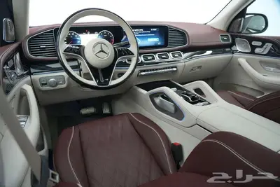 مرسيدس مايباخ GLS 600 موديل 2025 أصفار خليجي رمادي سيليكون 8