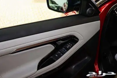 رنج روفر ايفوك P200 S موديل 2020 10
