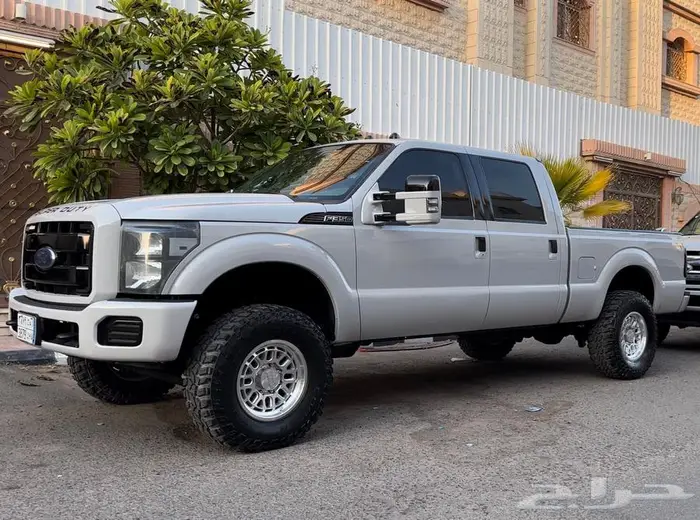 للبيع فورد f350 مخزن 8