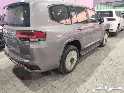 تويوتا لاندكروزر GXR رقم 3 2025 5