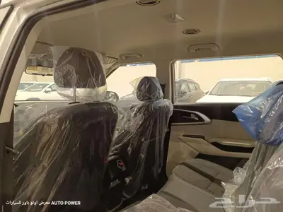 كيا كارينز استاندر 2025 13
