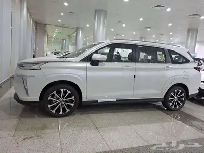 تويوتا فيلوز 2025 GLX 6