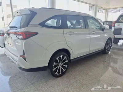 تويوتا فيلوز 2025 GLX 7