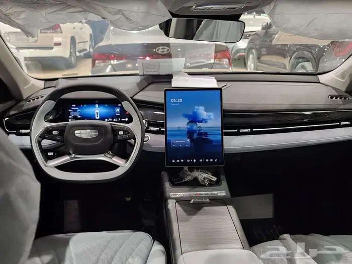 جيلي بريفيس نص فل GL 2025 8