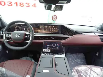 انفينتي QX80 اوتو جراف 2025 4