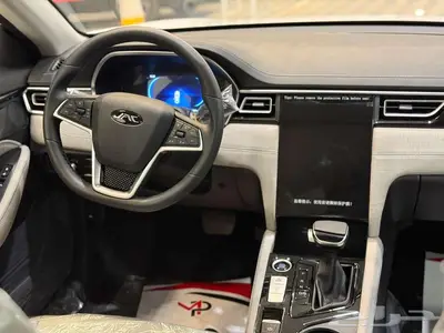 جاك J7 موديل 2025 أنيق واقتصادي بلمسة رياضية 6