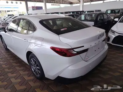 كامري E استاندر 2025 3