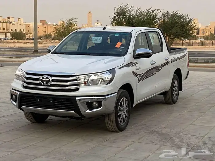 تويوتا هايلوكس GLX2 بنزين 2025 كاش - اقساط 1