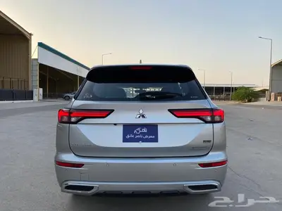 متسوبيشي اوتلاندر ليمتد فل كامل 2023 4