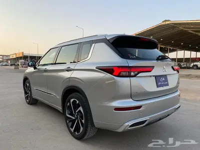 متسوبيشي اوتلاندر ليمتد فل كامل 2023 5